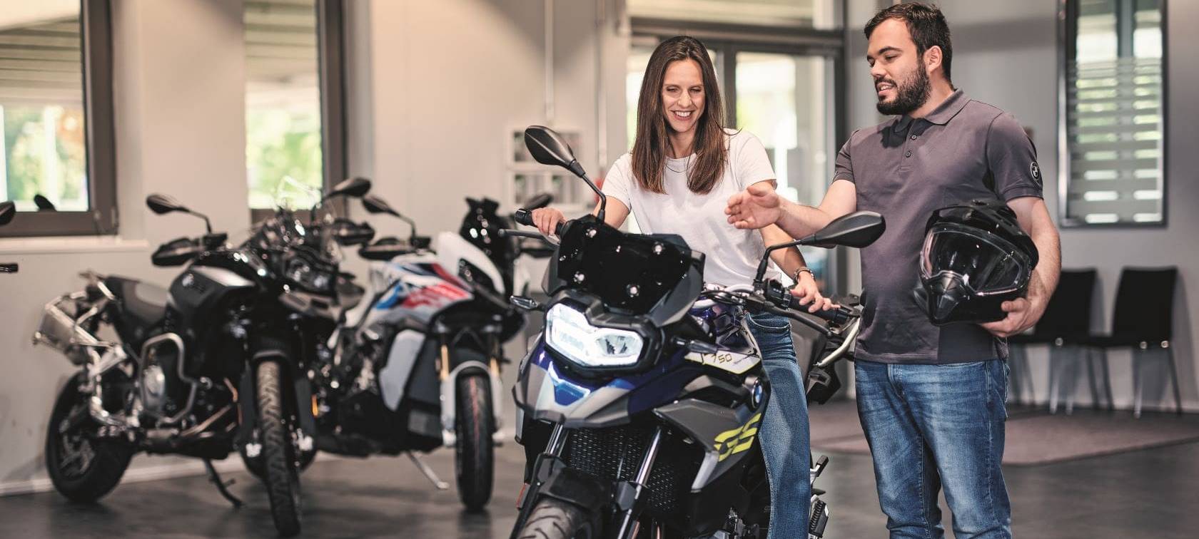 Евросиб – официальный дилер BMW Motorrad в Санкт-Петербурге